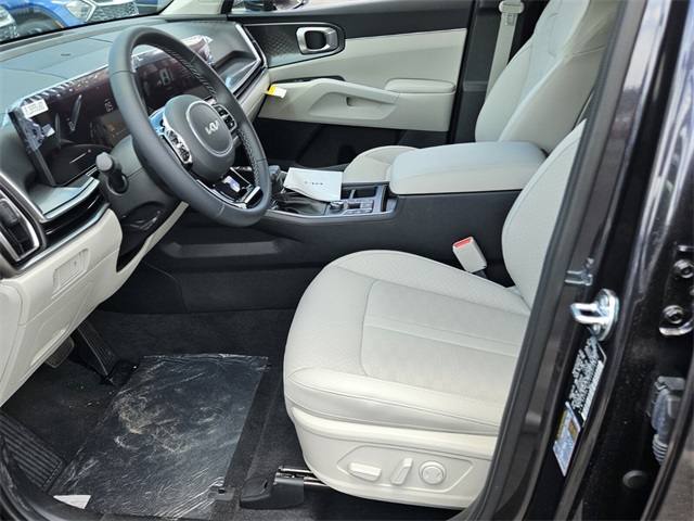 2025 Kia Sorento S photo 4