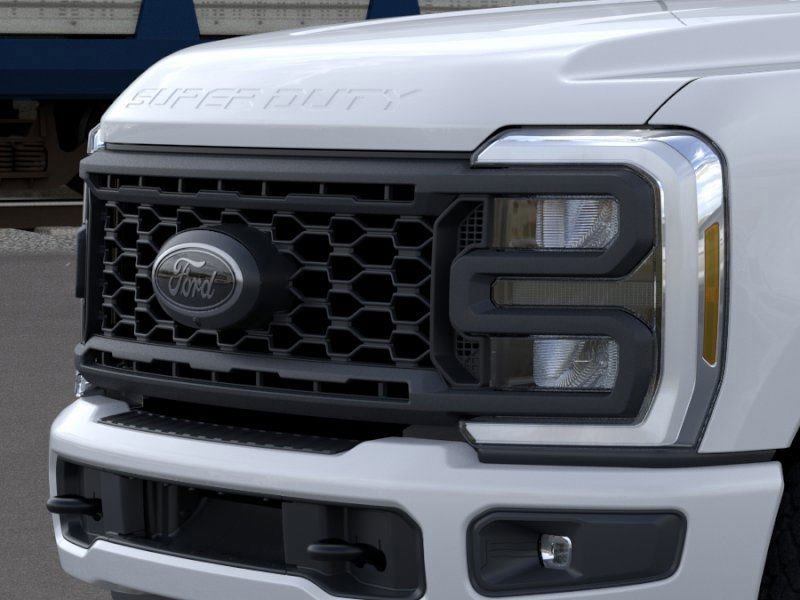 2025 Ford F-350 Lariat photo 17