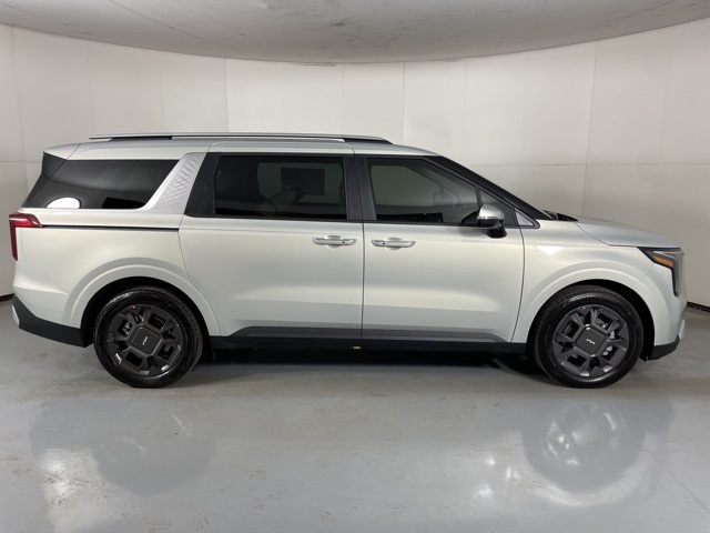 2026 Kia Carnival EX photo 5