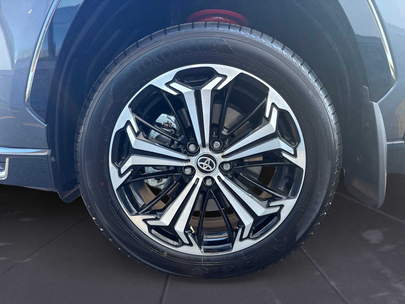 2025 Toyota RAV4 Prime XSE Premium photo 39