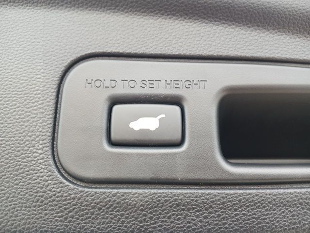 2023 Acura MDX SH-AWD photo 13
