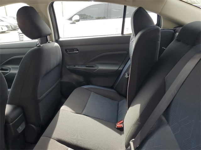2025 Nissan Versa SV photo 24