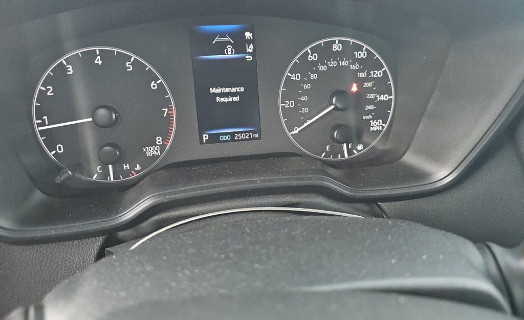 2024 Toyota Corolla LE photo 6