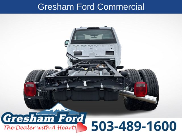 2024 Ford F-550 photo 4