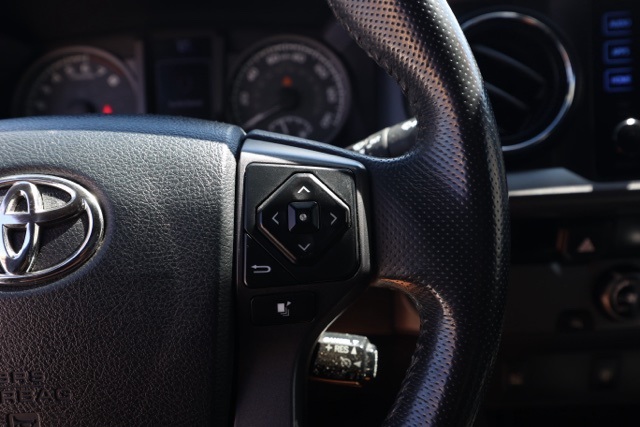 2017 Toyota Tacoma SR5 photo 25