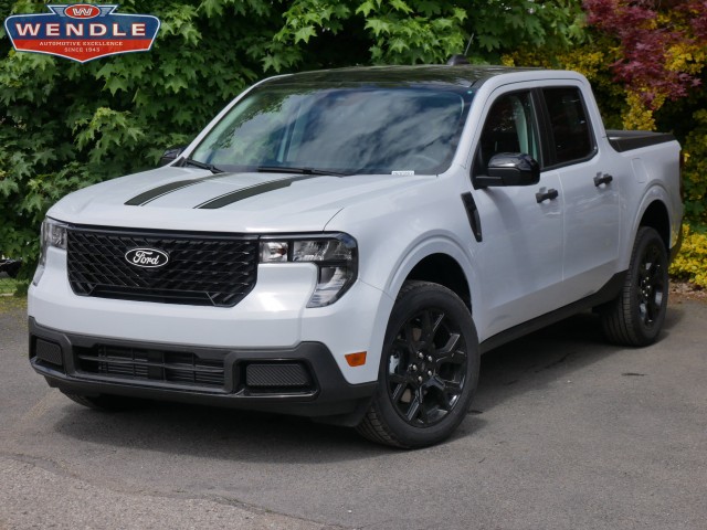 2025 Ford Maverick XLT's photo