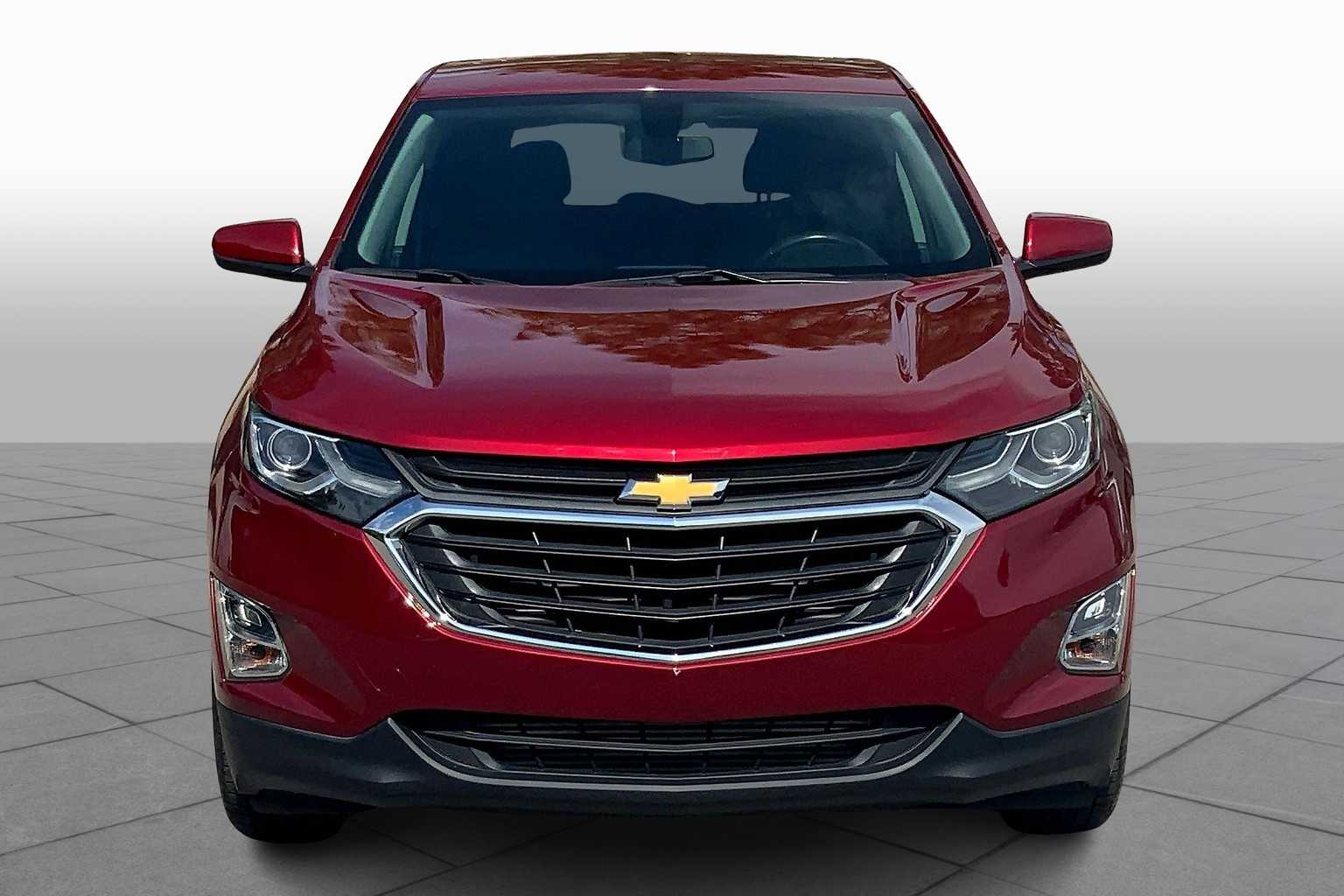 2018 Chevrolet Equinox LT photo 3