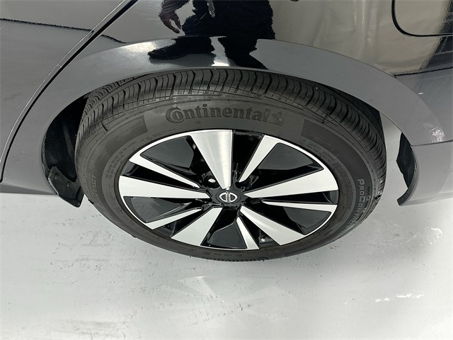 2024 Nissan Sentra SV photo 11