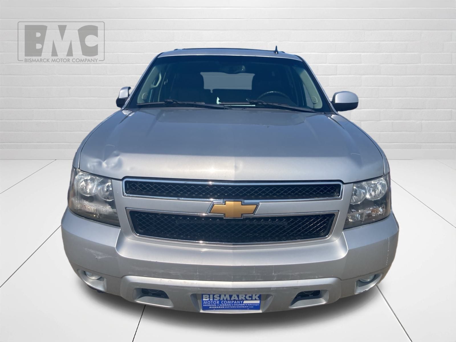 Used 2012 Chevrolet Suburban LT with VIN 1GNSKJE71CR174648 for sale in Bismarck, ND