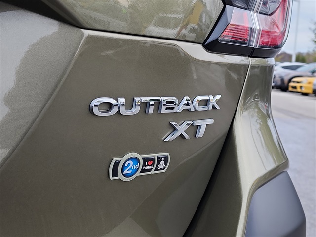 2022 Subaru Outback Limited XT photo 4