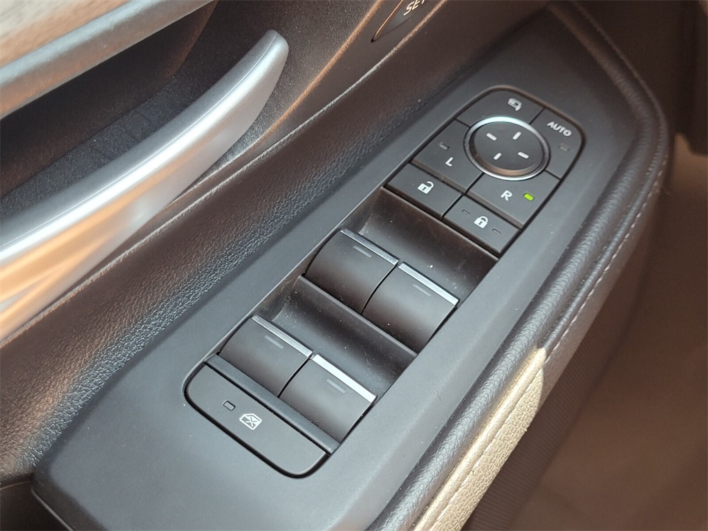 2024 Toyota Grand Highlander Platinum photo 26