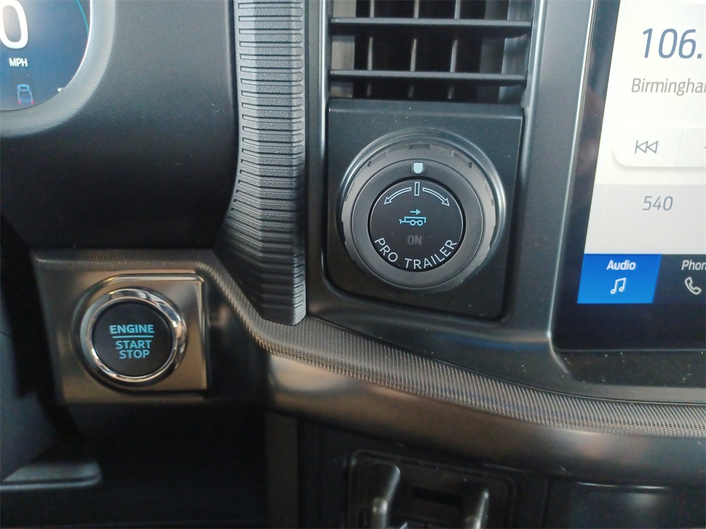 2025 Ford F-150 Lariat photo 33