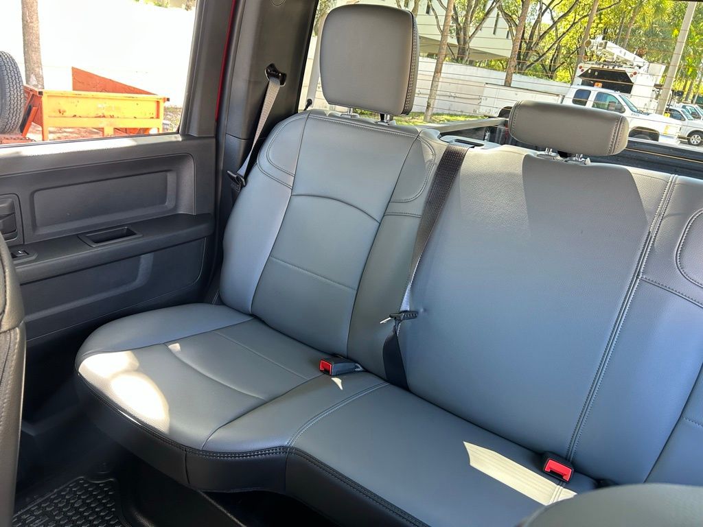 2025 Ram 2500 Tradesman photo 12