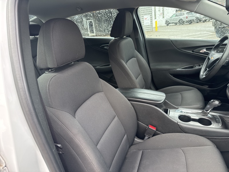 2018 Chevrolet Malibu 1LT photo 6
