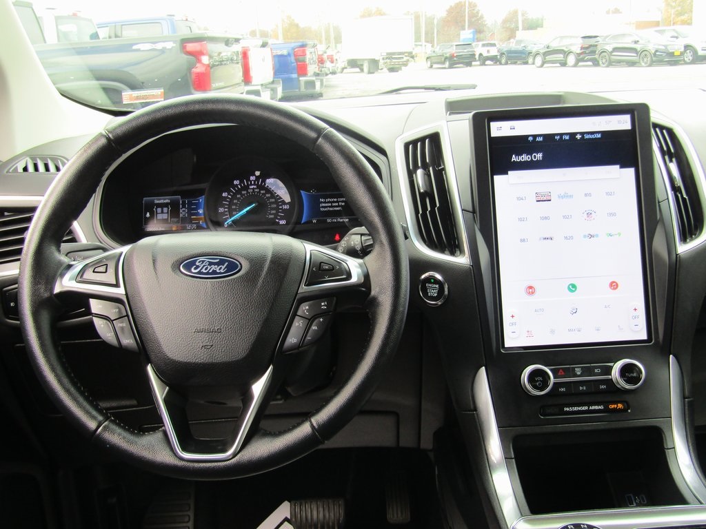 2024 Ford Edge Titanium photo 4