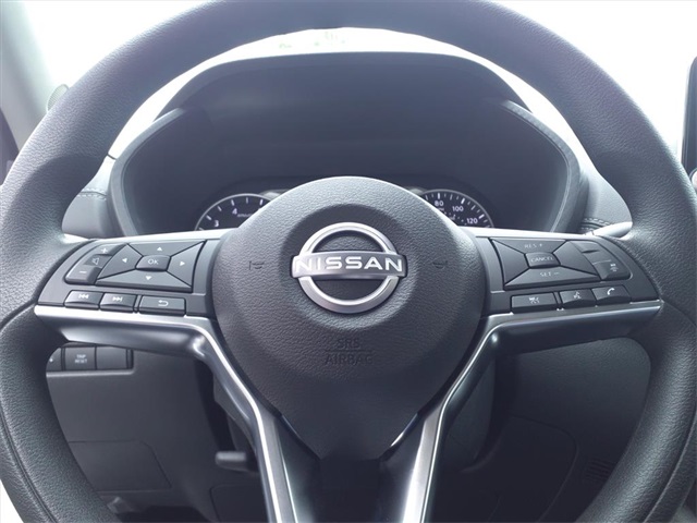 2025 Nissan Sentra SV photo 19
