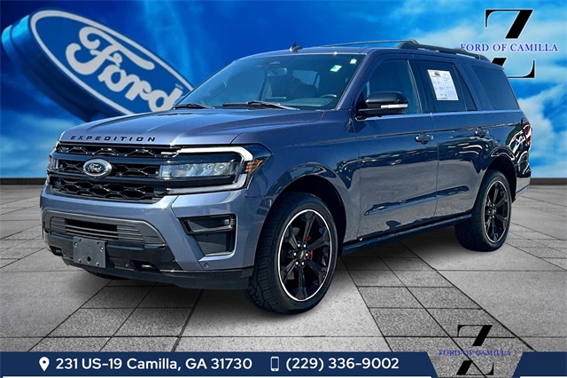 2022 Ford Expedition Limited's photo