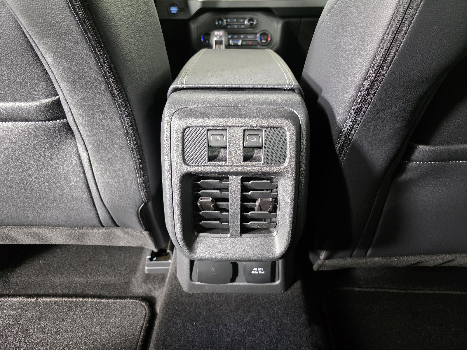 2025 Ford Bronco Outer Banks photo 15