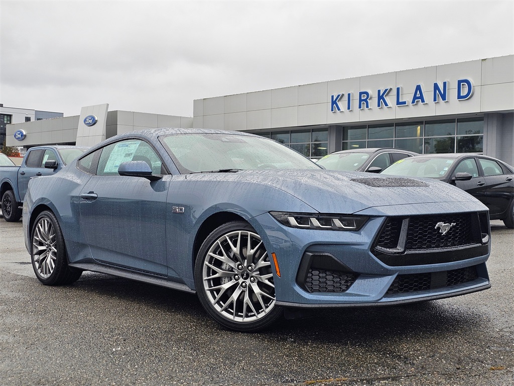 2025 Ford Mustang GT Premium's photo