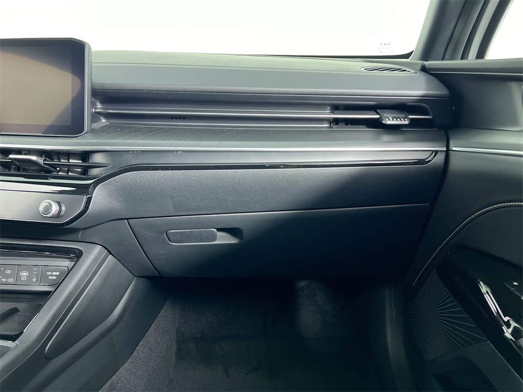 2026 Kia K5 GT-Line photo 32