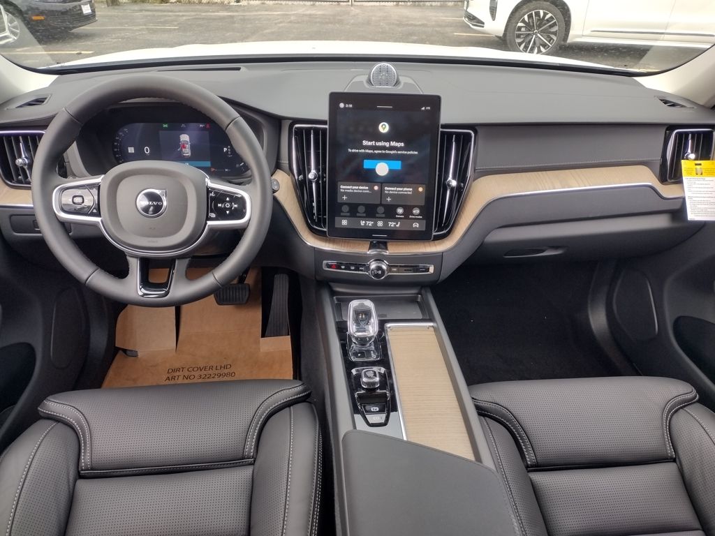 2026 VOLVO XC60 - Image 21