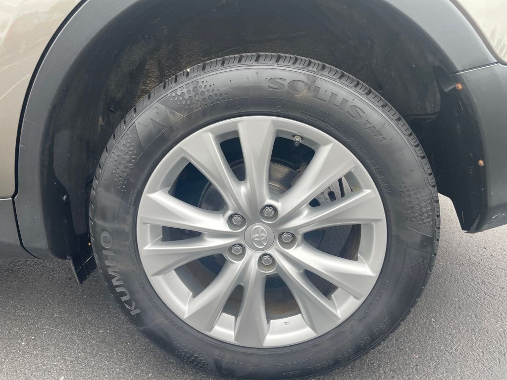 2015 Toyota RAV4 Limited photo 7