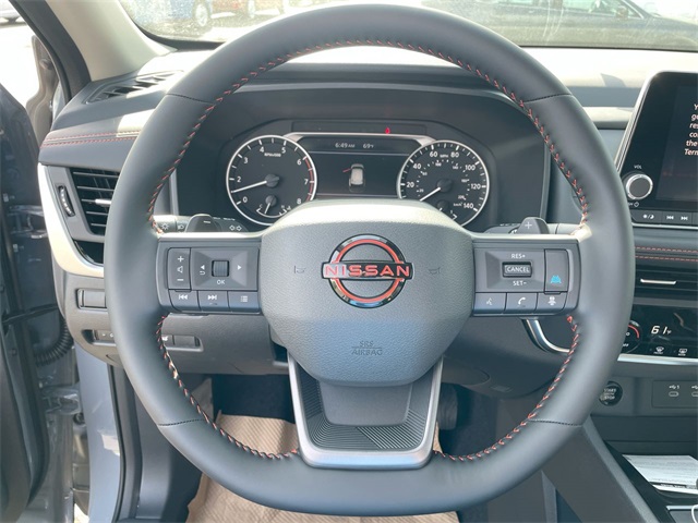 2025 Nissan Rogue SV photo 21