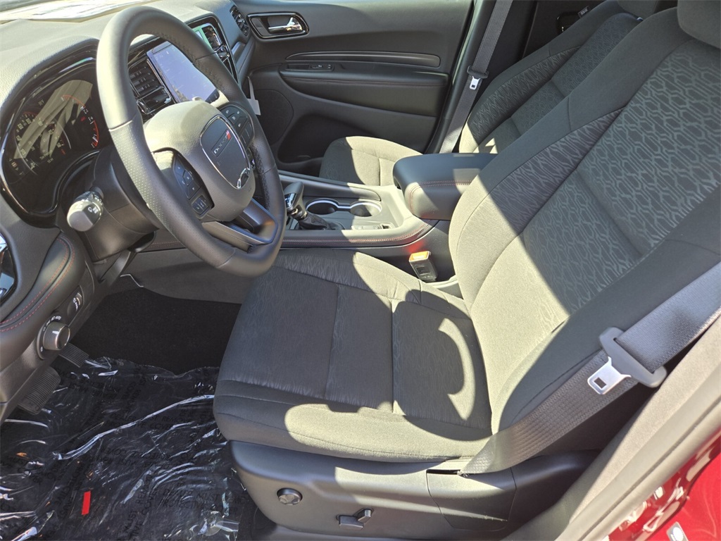 2025 Toyota RAV4 R/T photo 6