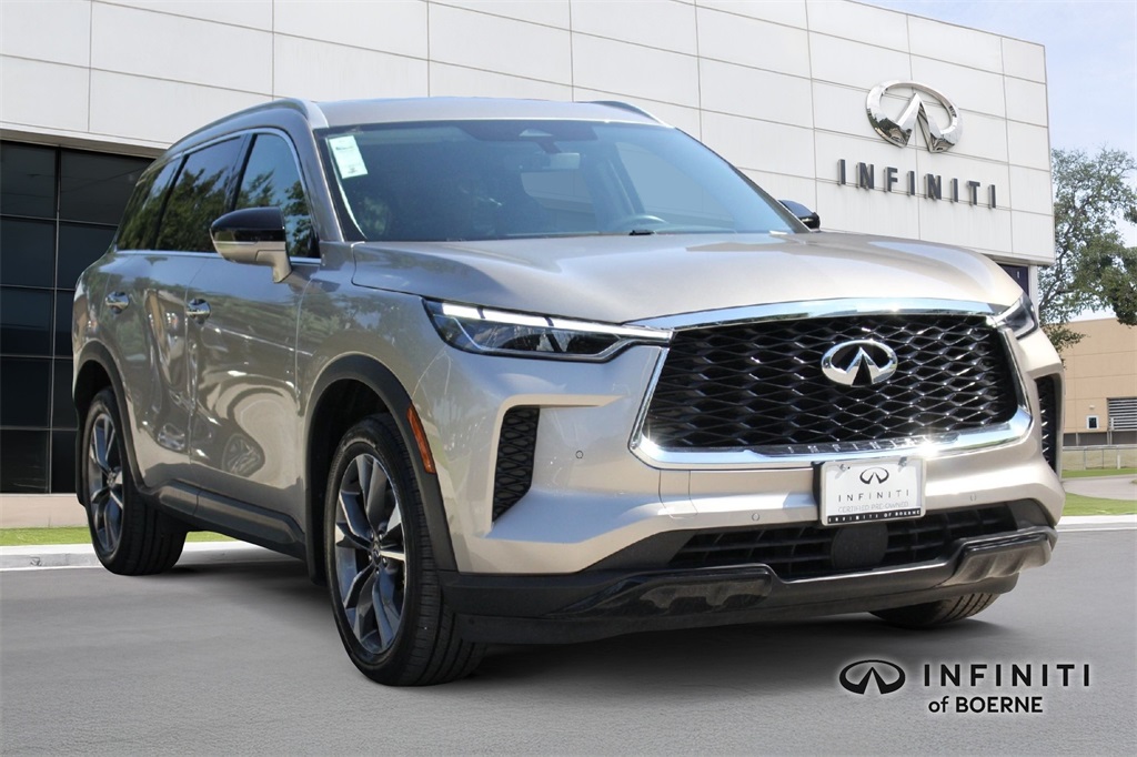 2023 Infiniti QX60 Luxe photo 7