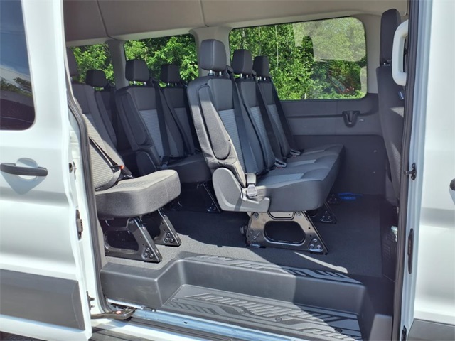 2025 Ford Transit Passenger Van XLT photo 4