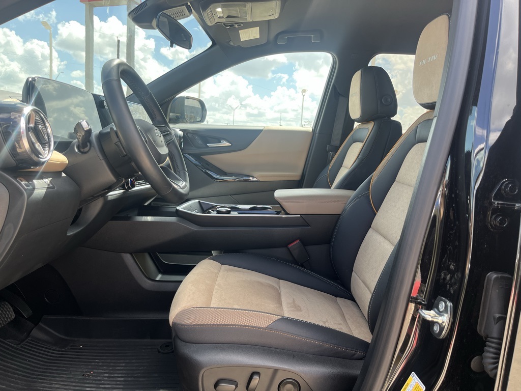 2025 Chevrolet Equinox ACTIV photo 14