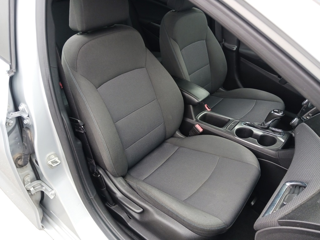 2018 Chevrolet Cruze LT photo 27