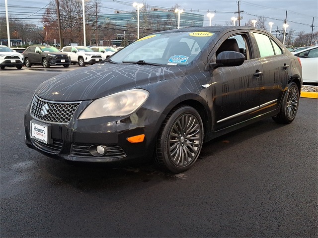 2010 Suzuki Kizashi photo 4