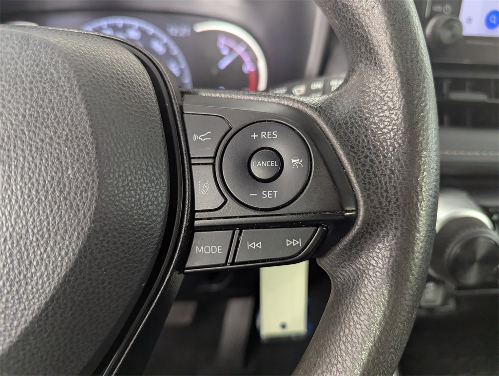 2023 Toyota RAV4 LE photo 19