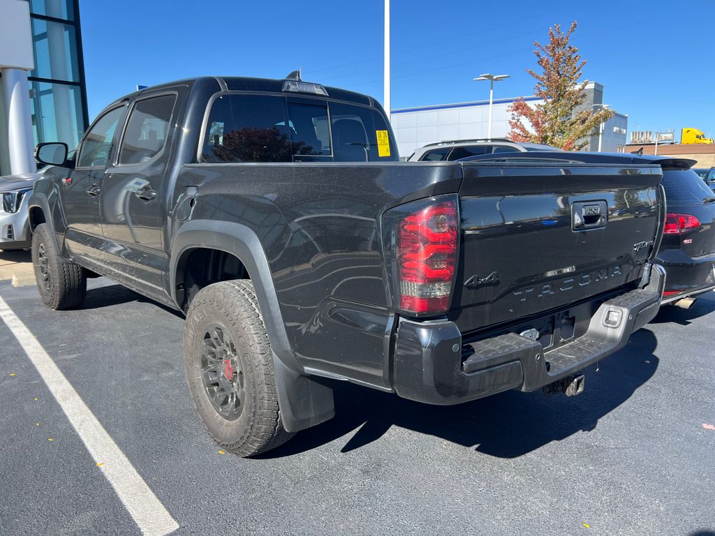 2019 Toyota Tacoma TRD Pro photo 4