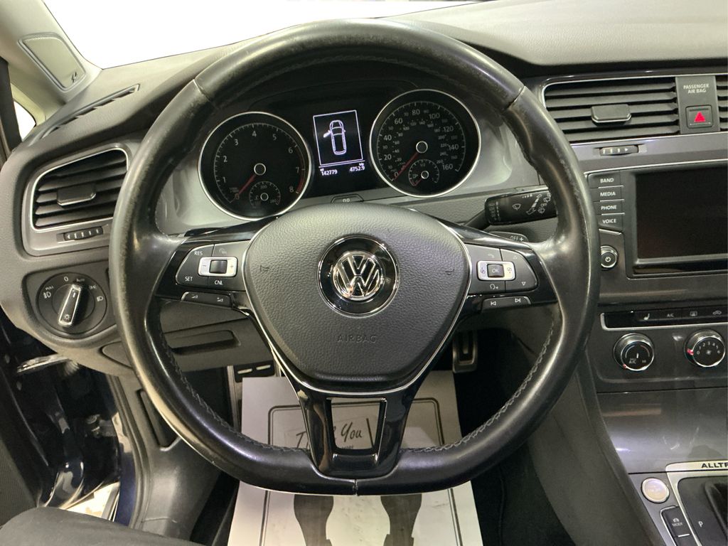 2017 Volkswagen Golf Alltrack TSI SE photo 12