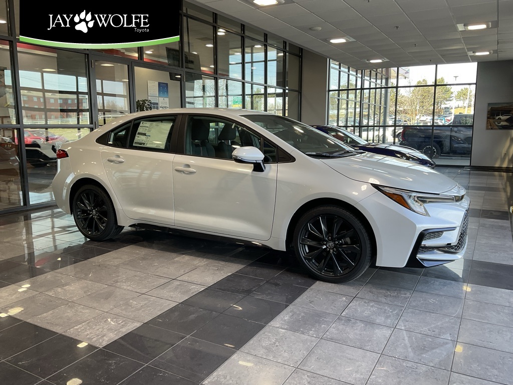 2026 Toyota Corolla SE's photo