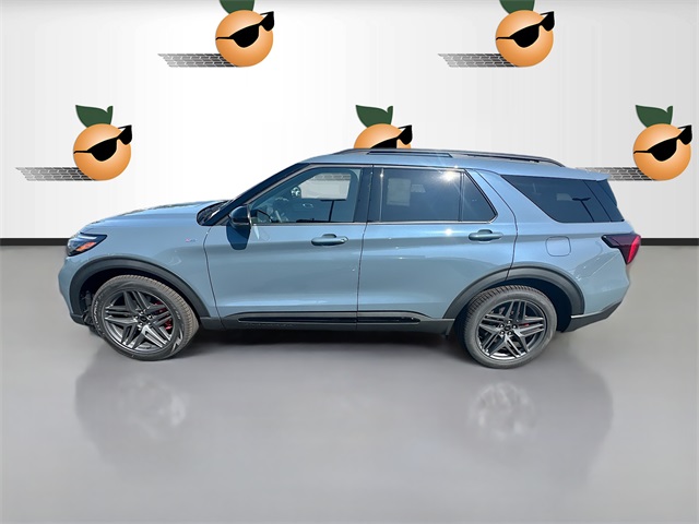 2025 Ford Explorer ST-Line photo 4