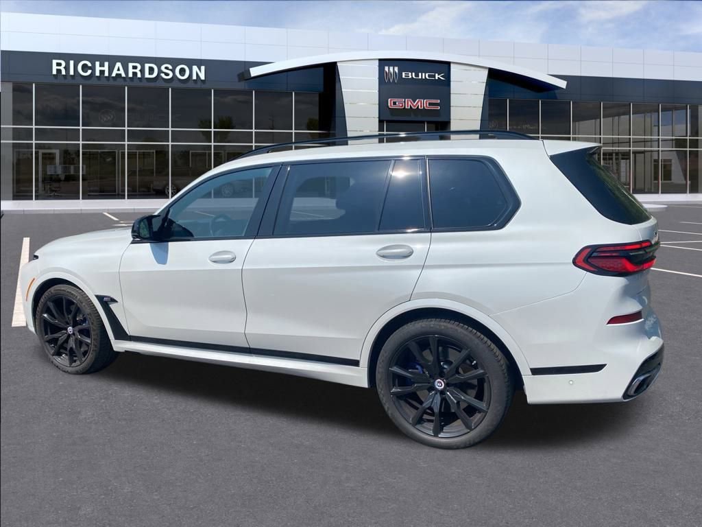 2023 Bmw X7 M60i photo 9