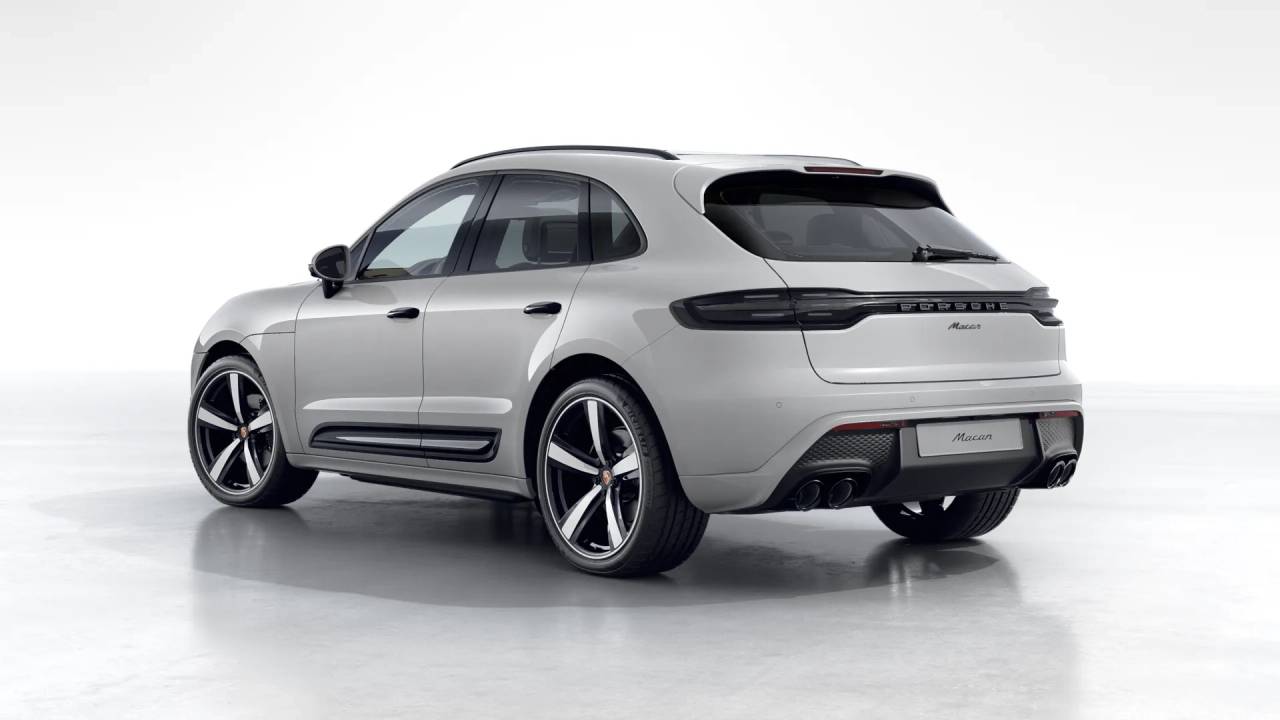 2026 Porsche Macan T photo 2