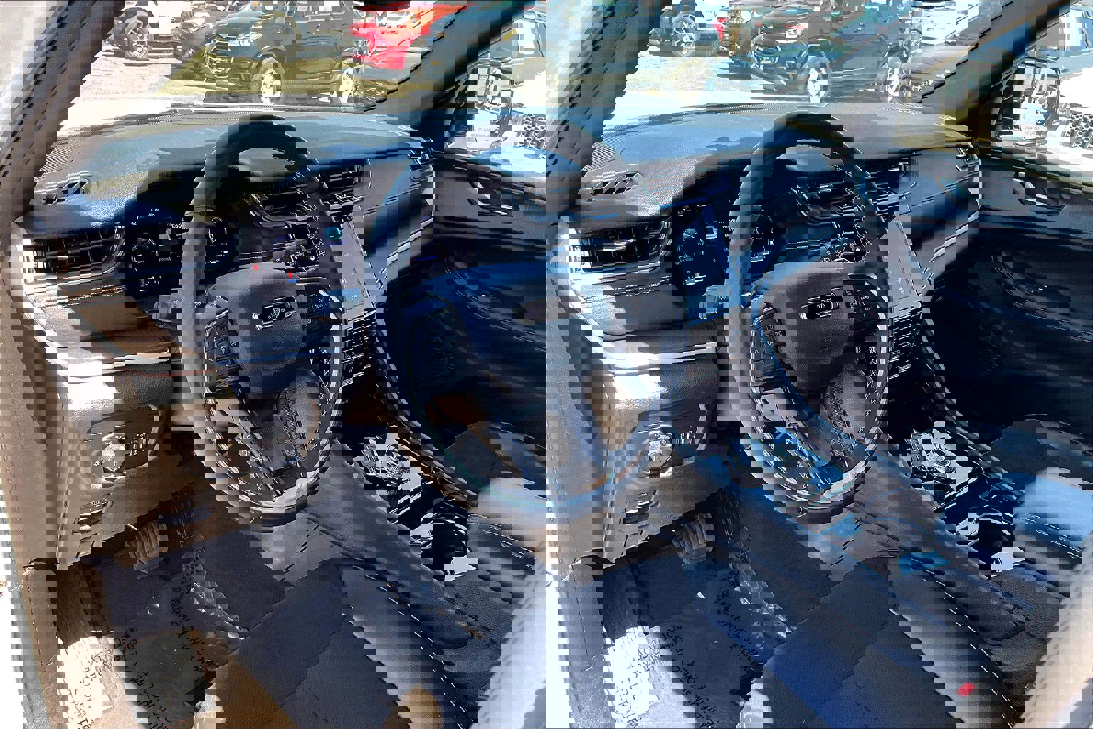 2023 Jeep Grand Cherokee Altitude photo 11