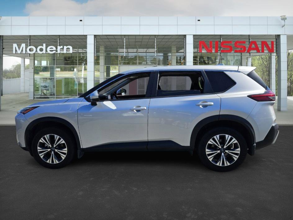 2023 Nissan Rogue SV photo 4