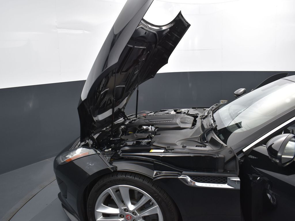 2016 Jaguar F-TYPE S photo 30
