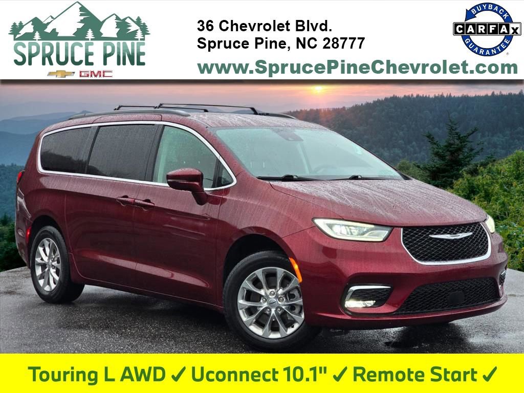 2022 Chrysler Pacifica Touring L's photo