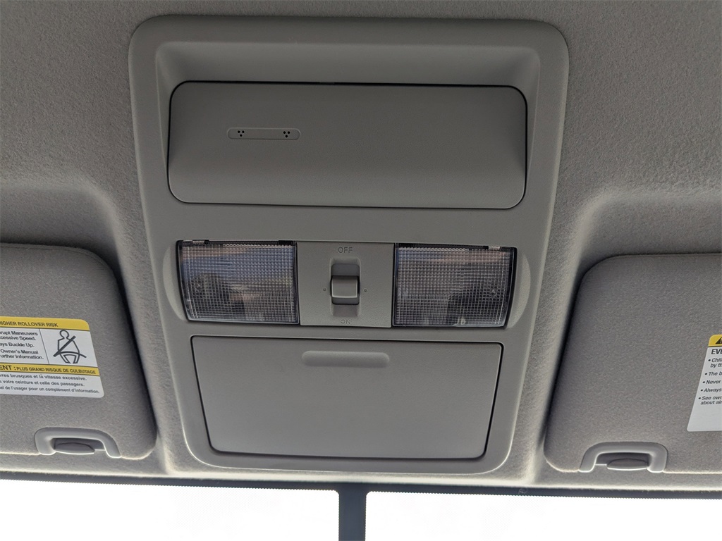 2019 Nissan Frontier SV photo 23
