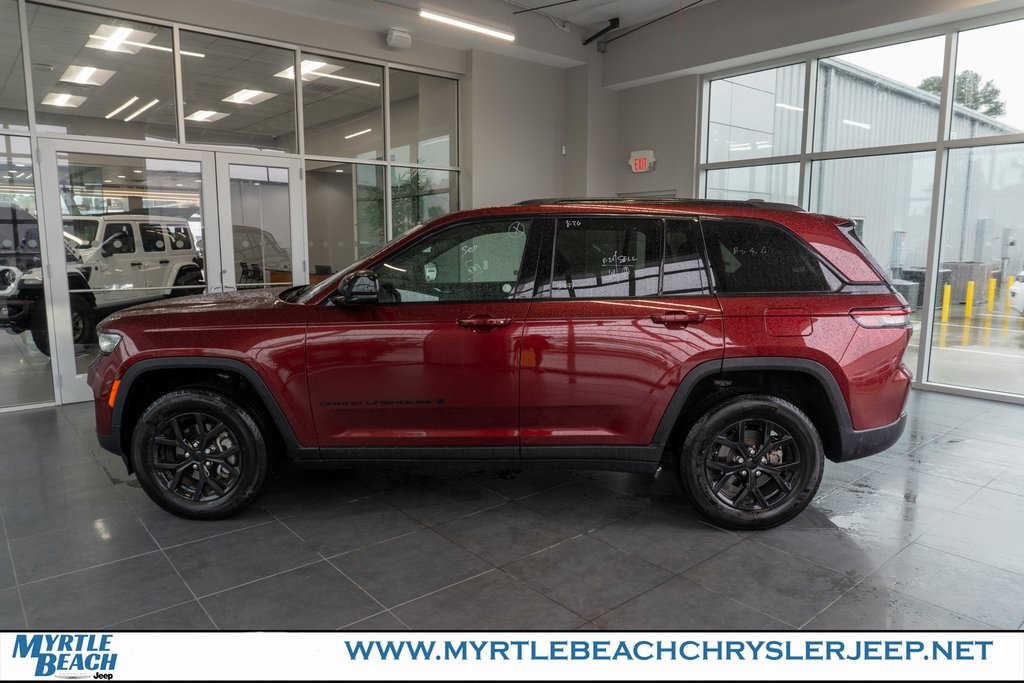 2024 Jeep Grand Cherokee Altitude X photo 3