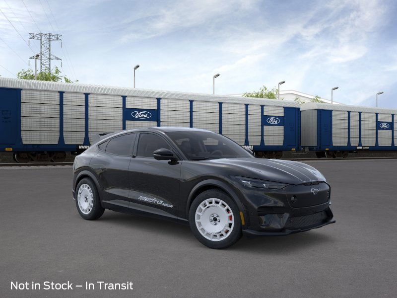 2025 Ford Mustang Mach-E GT photo 3