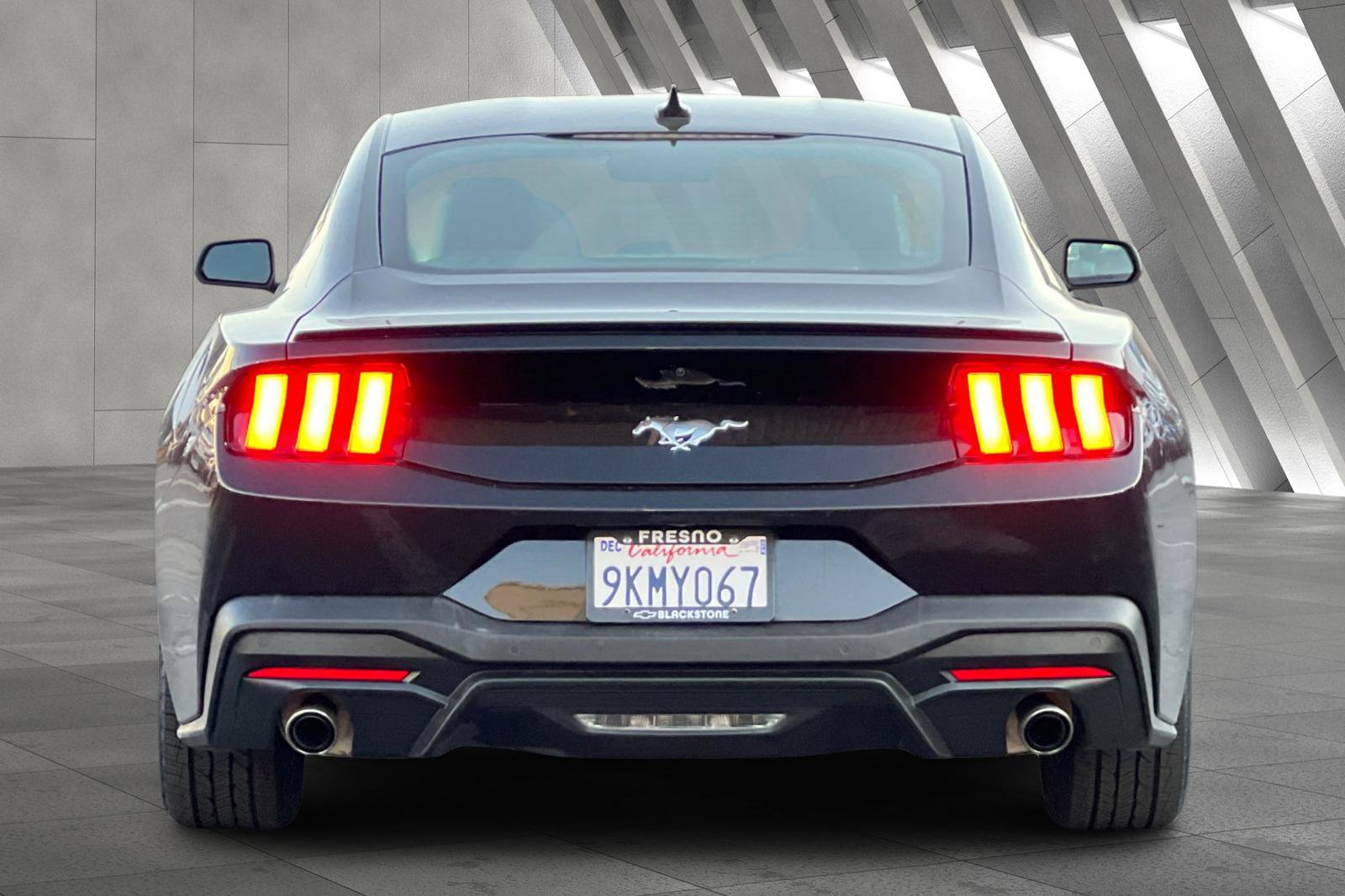 2024 Ford Mustang EcoBoost photo 4