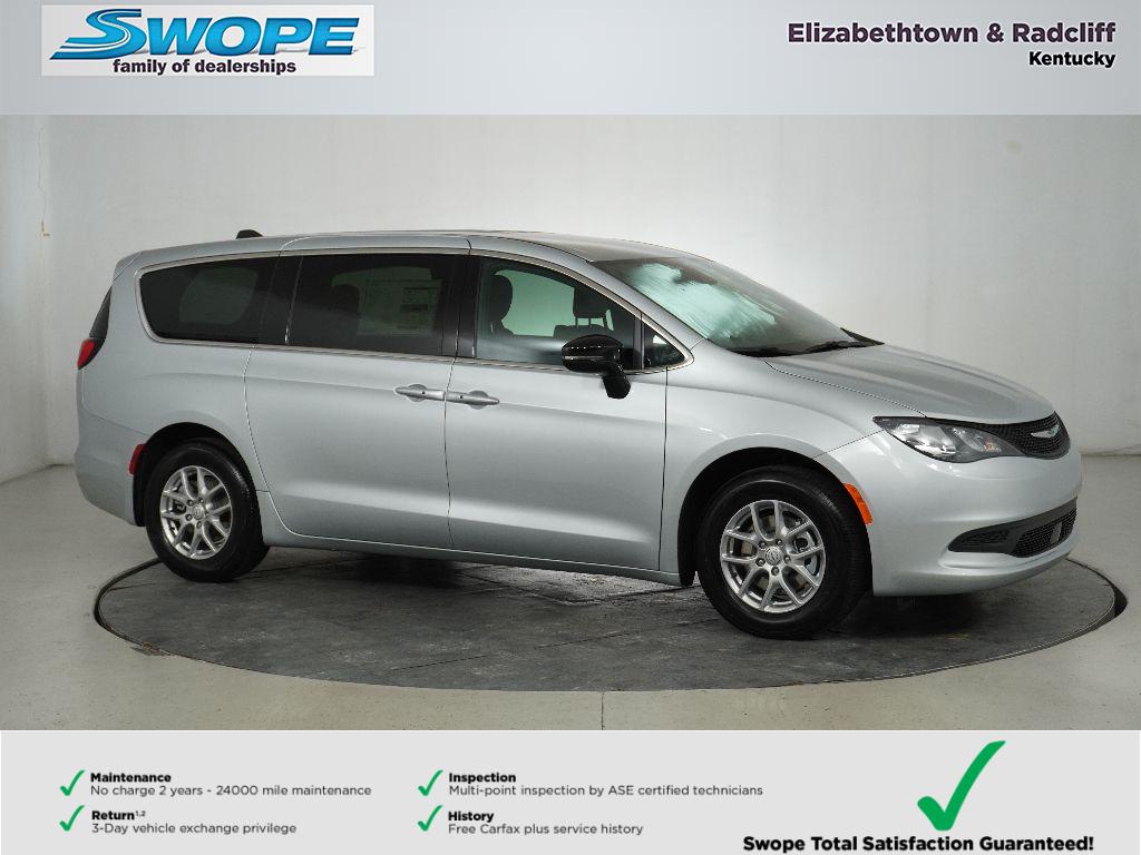 2026 Chrysler Voyager LX's photo