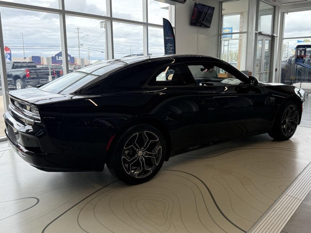 2025 Dodge Charger R/T photo 2